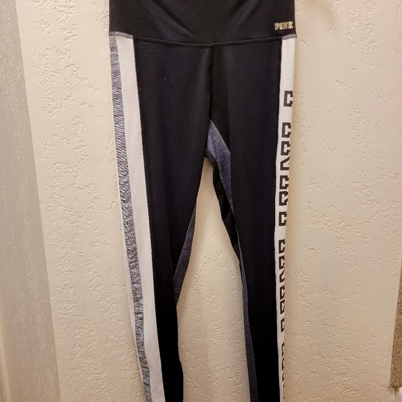 Victoria's Secret Pink Ultimate pants - Picture 2 of 4